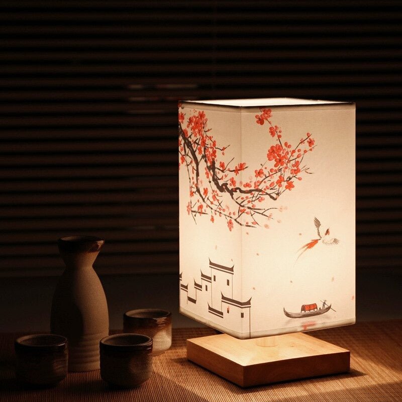 Lampe de table LED Japandi en bois naturel, design minimaliste scandinave et japonais, pour lumière chaude.