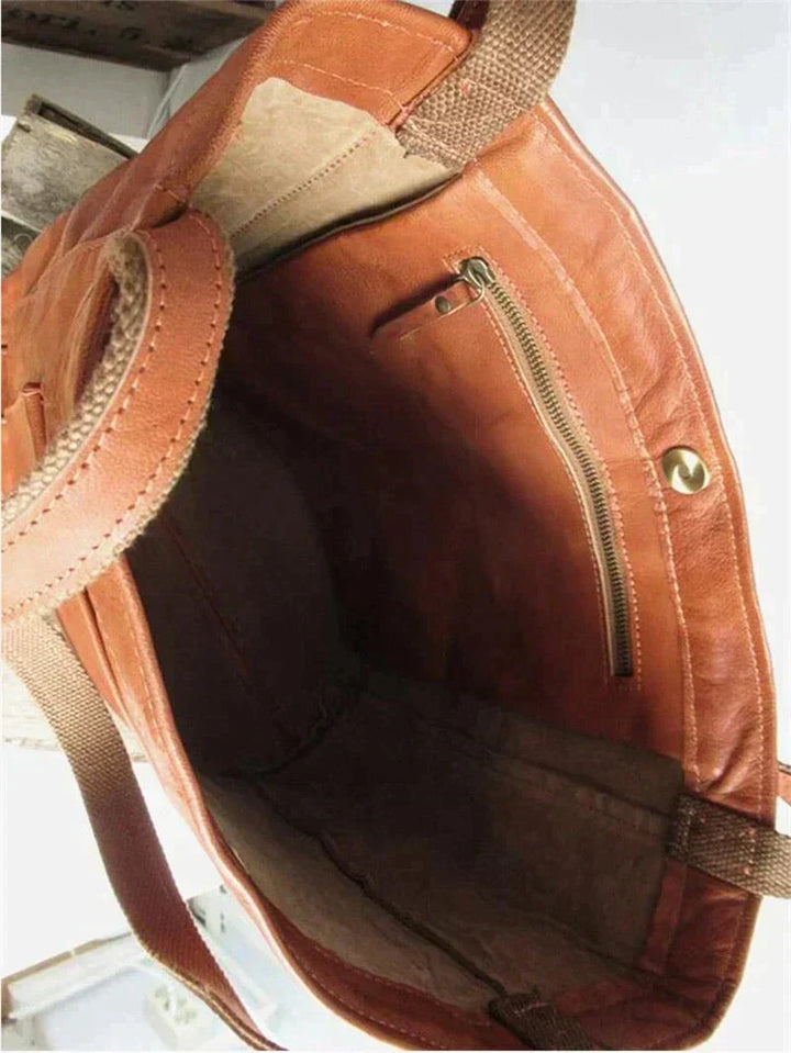 Sac à main cabas femme en simili-cuir, résistant et chic, accessoire mode polyvalent pour un look moderne.