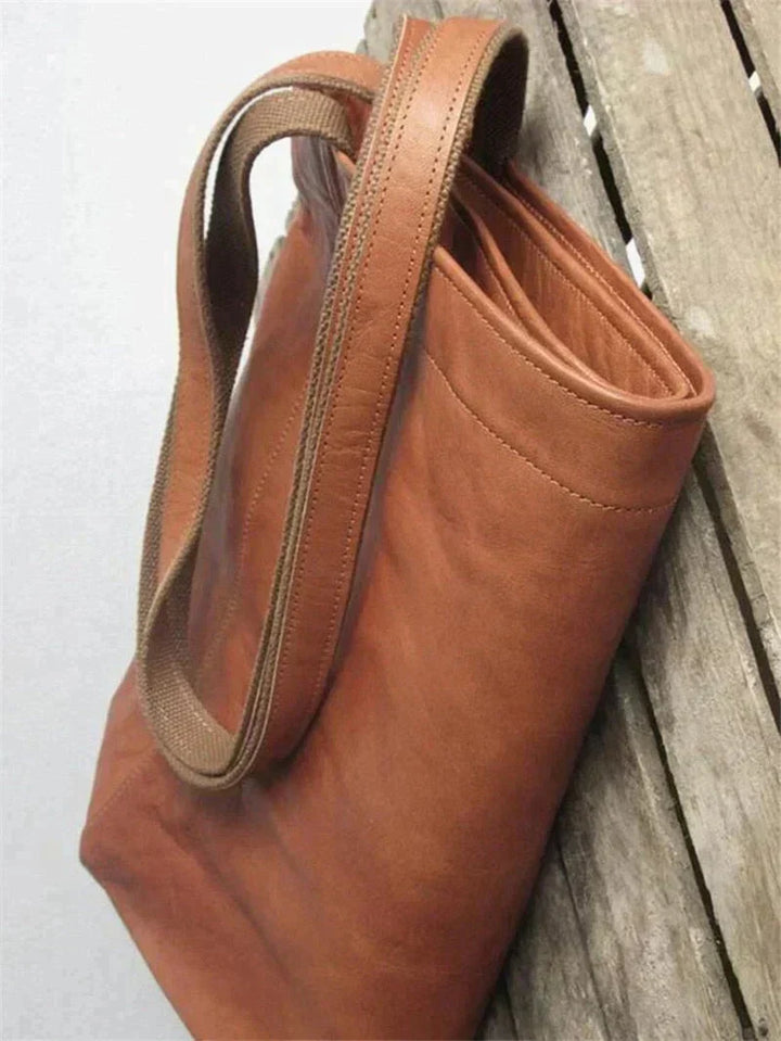 Sac cabas femme polyvalent, parfait pour le shopping, le bureau ou les sorties décontractées et élégantes.