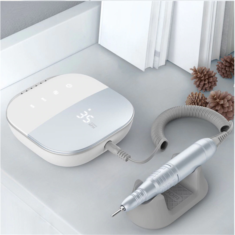 Appareil fraiseuse électrique de précision pour ongles, idéal manucure et pédicure. Outil pro pour soins beauté.