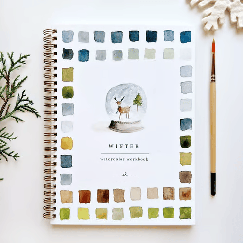 Exercice de peinture de fleurs à l'aquarelle dans le cahier, pour développer l'art et la créativité.