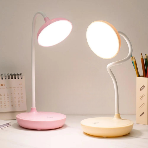 Lampe de bureau LED portable et flexible avec col de cygne, batterie rechargeable, pour un éclairage partout.