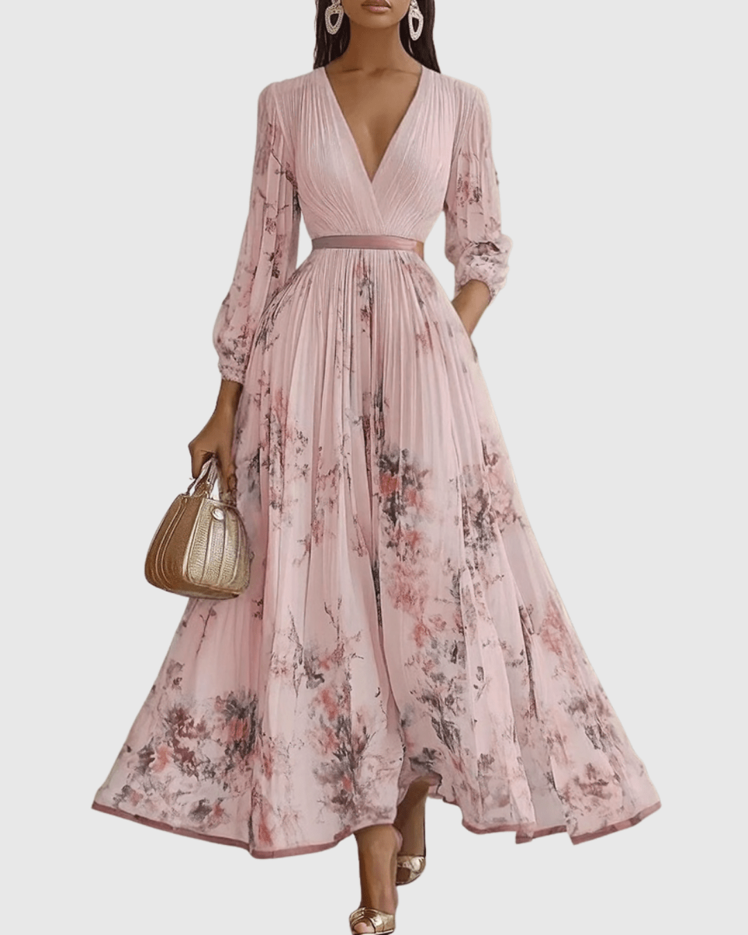 Élégante robe femme plissée, longue, idéale pour une tenue chic de jour comme de soirée.