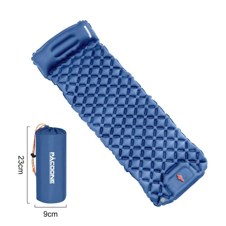 Matelas gonflable confortable avec pompe intégrée pour camping, bivouac et nuits paisibles en extérieur.