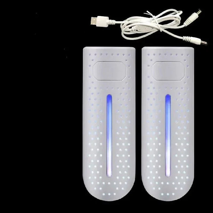 Appareil d'entretien chaussures: sèche-chaussures avec lumière UV pour une désinfection complète.
