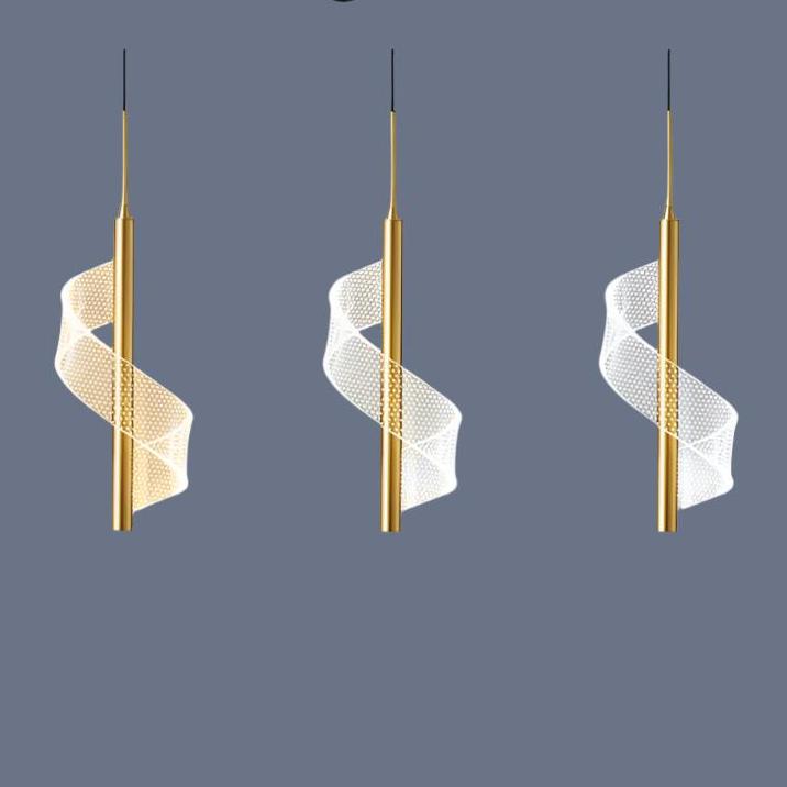 Suspension LED dorée, design minimaliste et moderne. Éclairage économe en énergie pour toute pièce.