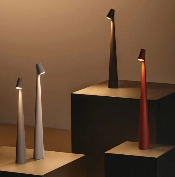 Lampe LED sans fil, dimmable, design contemporain, pour une lumière modulable.