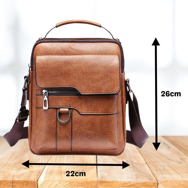 Intérieur organisé d'un sac à bandoulière, avec poches pour les essentiels. Style moderne et pratique.