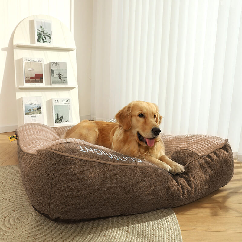 Lit pour chien résistant avec mousse mémoire. Design élégant et soutien articulaire durable pour votre compagnon.