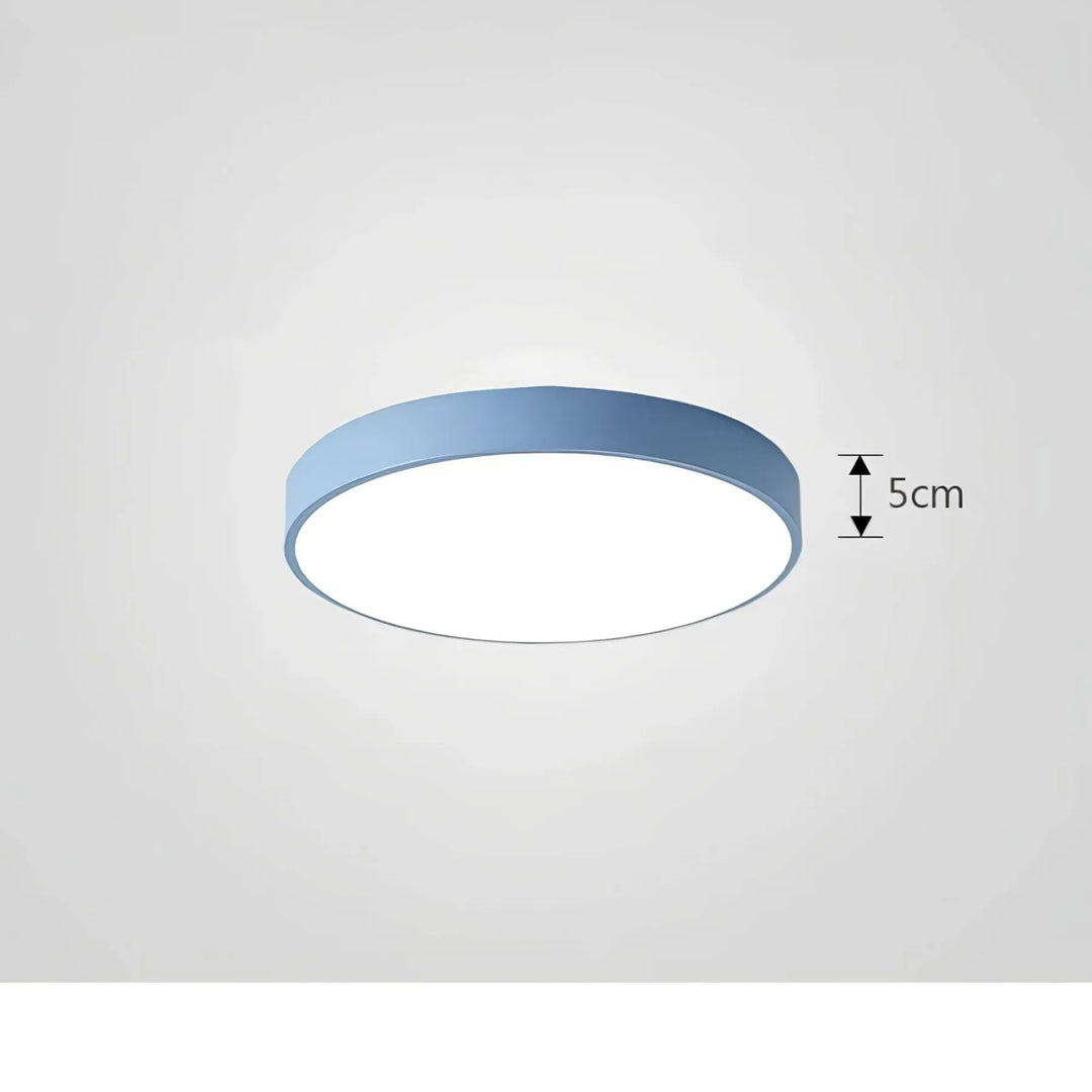 Lustre plafonnier LED moderne, éclairage design contemporain pour une ambiance intérieure chic.