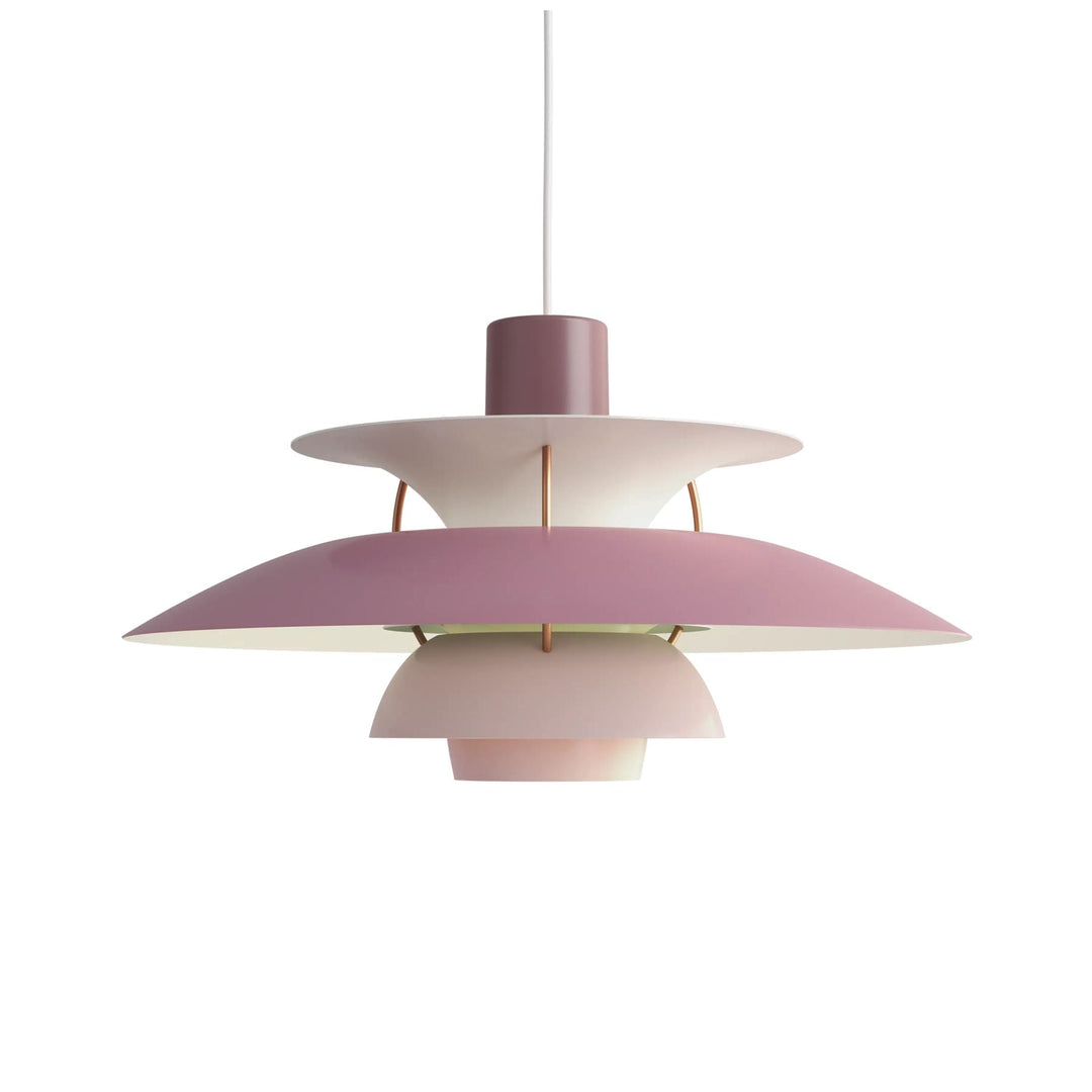 Éclairage LED moderne et design, ce lustre plafonnier diffuse une lumière éclatante et élégante.