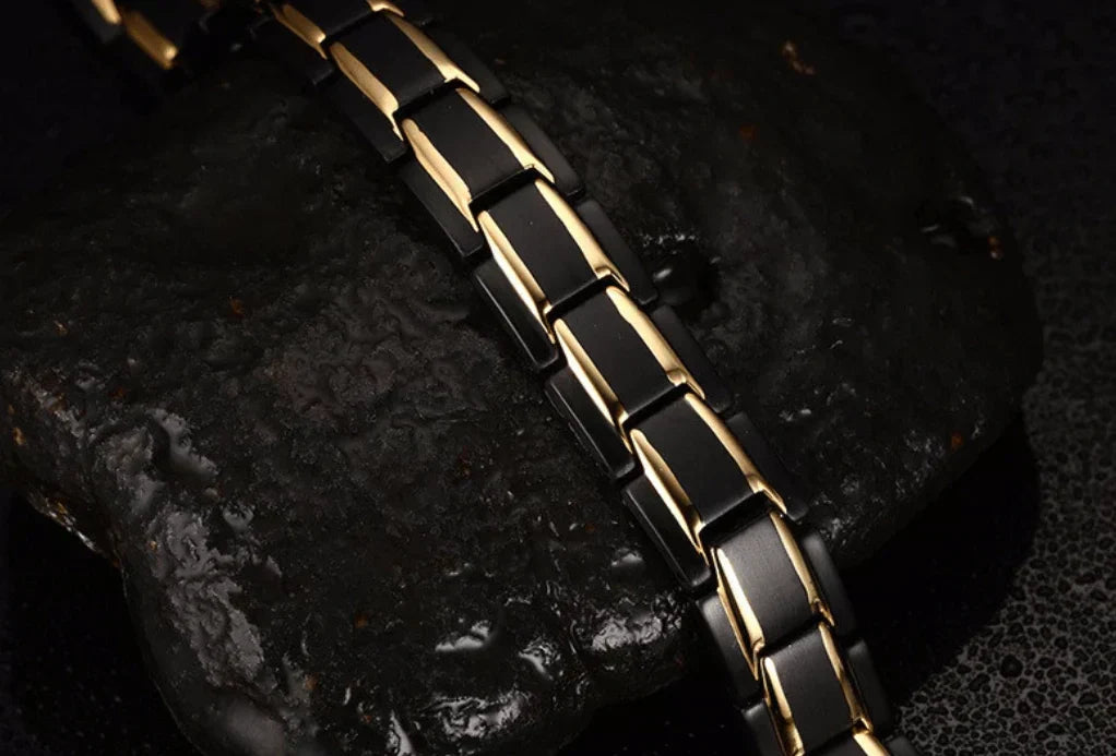 Élégant bracelet magnétique, design moderne. Accessoire de bien-être unisexe, soulage douleurs et améliore l'énergie.