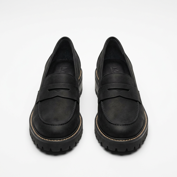 Mocassins femme pour la marche, soutien orthopédique, design chic et polyvalent.