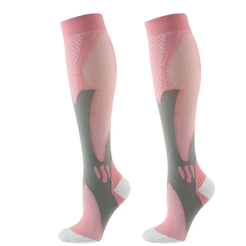 Chaussettes de compression NovaPress en coton doux, unisexe, pour un confort optimal des jambes toute la journée.