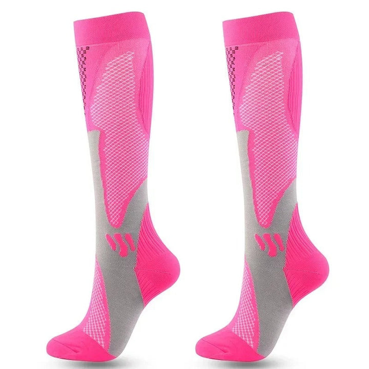 Chaussettes de compression NovaPress unisexe idéales pour le sport, offrant soutien musculaire et amélioration de la récupération.