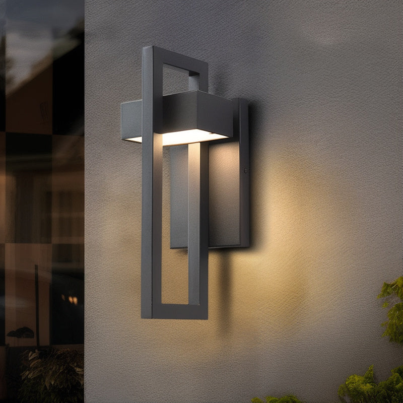 Éclairage mural LED extérieur moderne et économe, idéal pour jardin, terrasse ou façade, design élégant.