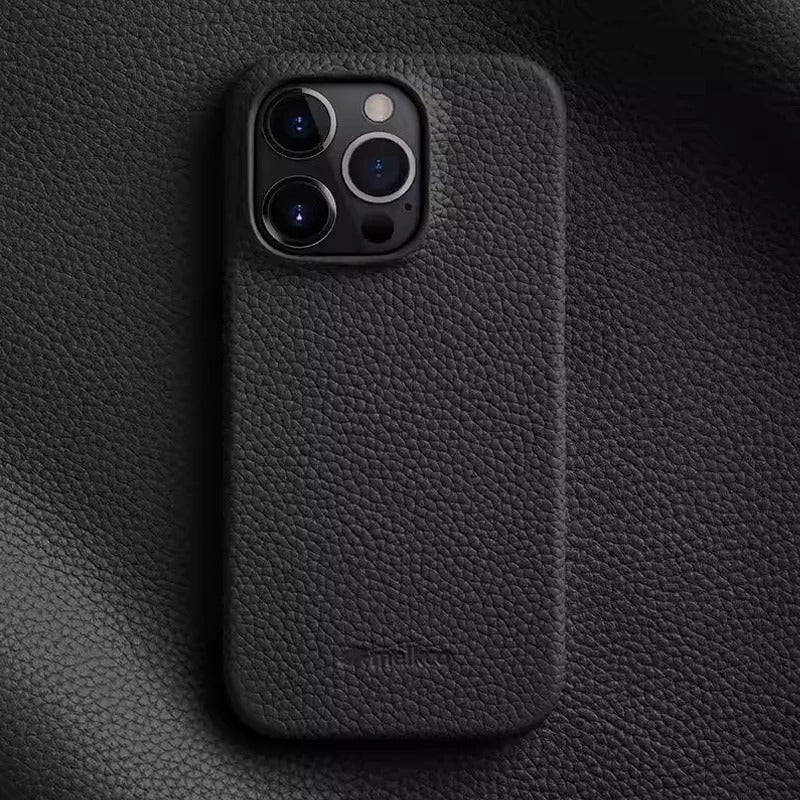 Coque iPhone en cuir véritable, conçue pour une protection durable et un look élégant de votre portable.