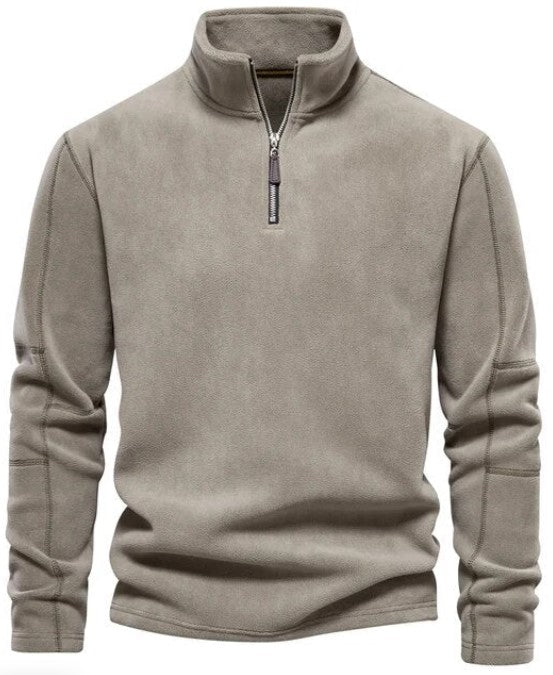 Pull homme Kilian gris, col montant. Un pull zippé élégant et confortable, parfait pour la mode masculine décontractée.
