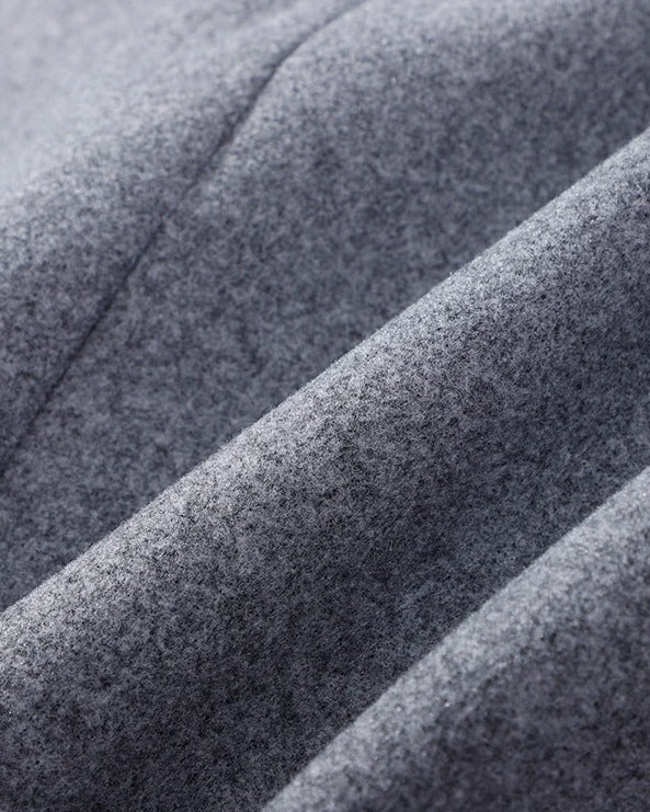 Manteau femme classique: Caban en laine de qualité, double boutonnage. Col montant, idéal pour l'hiver.
