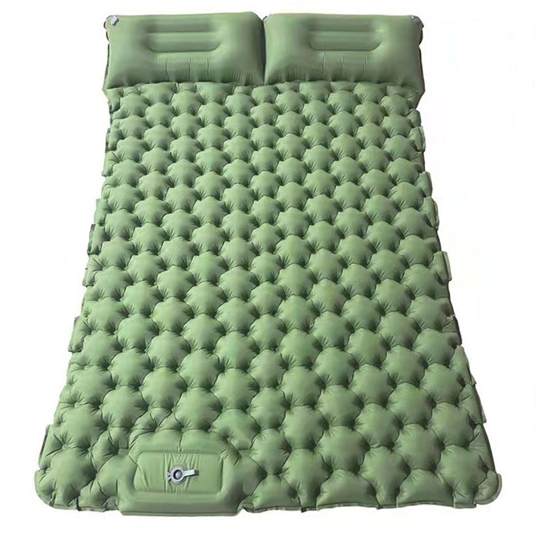 Matelas de camping gonflable léger et portable, idéal pour randonnée, bivouac et extérieur. Confort rapide.