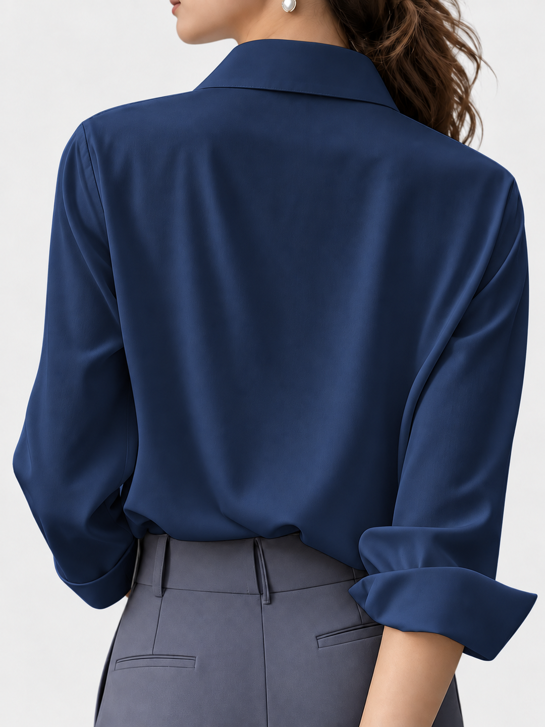 Basique mode femme, ce top élégant est parfait pour superposer ou porter seul, très polyvalent.