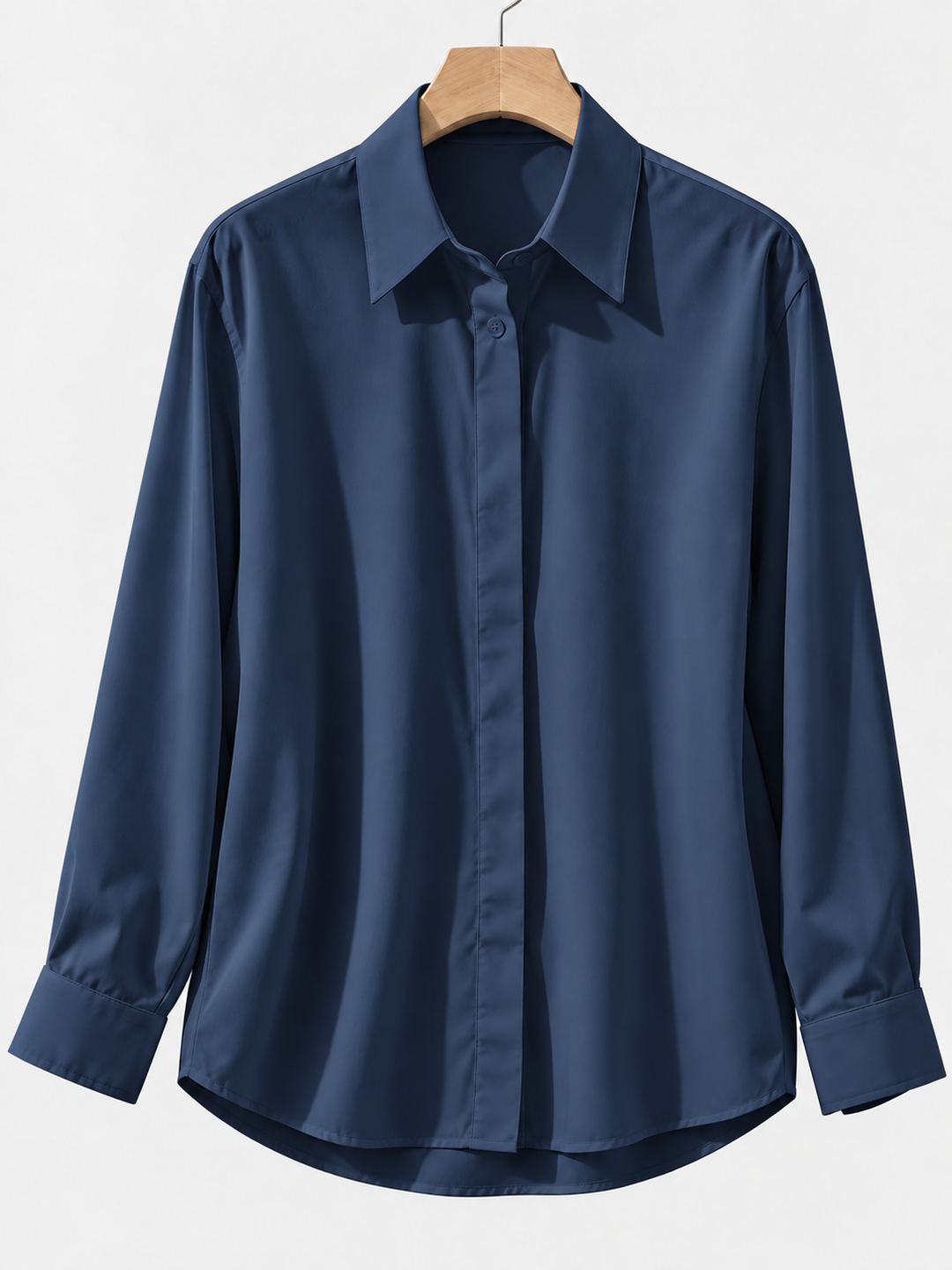 Top col rond élégant femme, un basique chic polyvalent pour un look moderne et soigné.