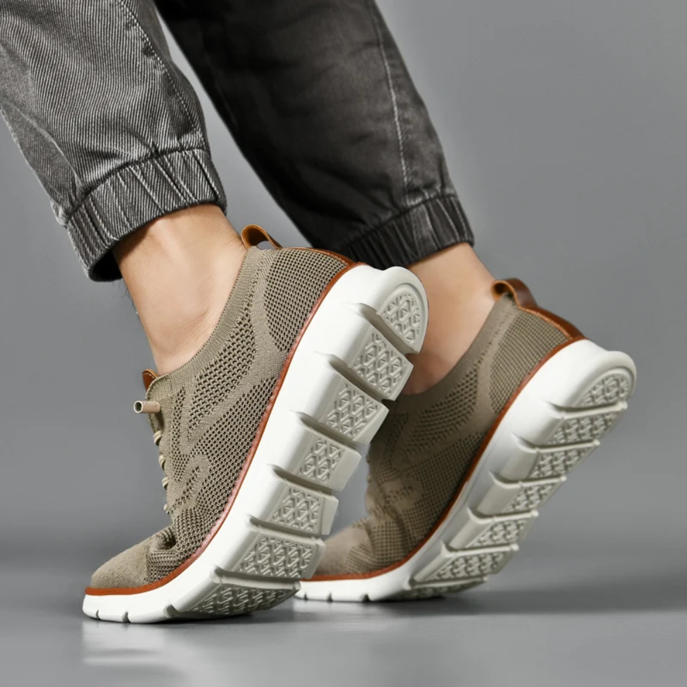 Baskets hommes orthopédiques garantissant confort et soutien optimal pour la santé de vos pieds. Modèle Bram.