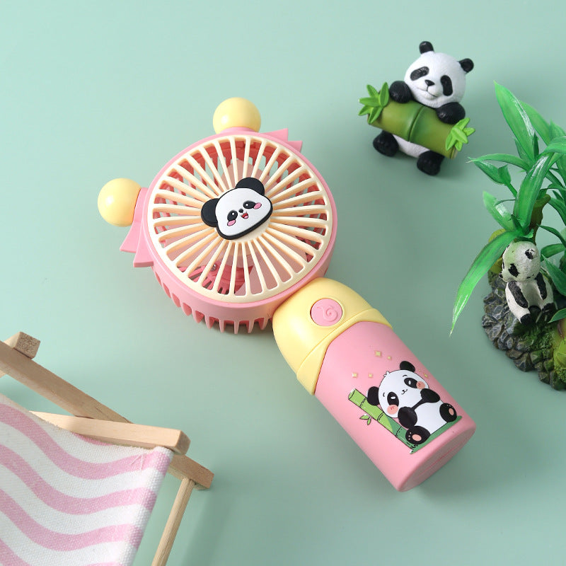 Mini ventilateur panda portable et mignon pour femme, idéal fraîcheur été, recharge USB.