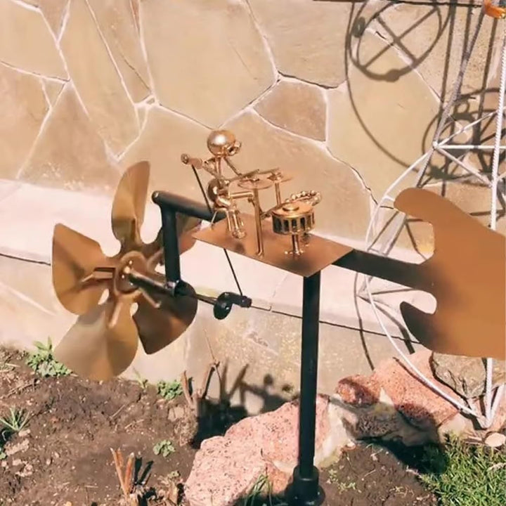 Décoration jardin mobile éolien musical groupe de rock, avec figurines de guitariste et batteur. Art extérieur pour terrasse et balcon.