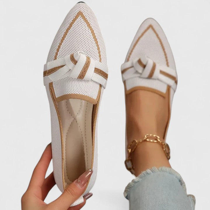 Mocassins femme orthopédiques marron, offrant confort et soutien plantaire pour le bien-être quotidien.