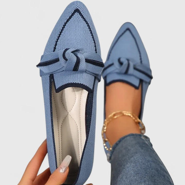 Chaussures à enfiler orthopédiques pour femme, avec semelle amortissante assurant un soutien optimal et confort.