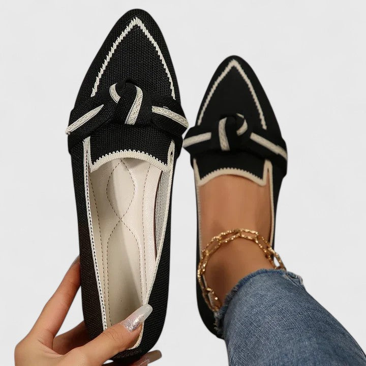 Paire de mocassins confortables femme, dotés d'un soutien plantaire et d'une semelle orthopédique pour bien-être.