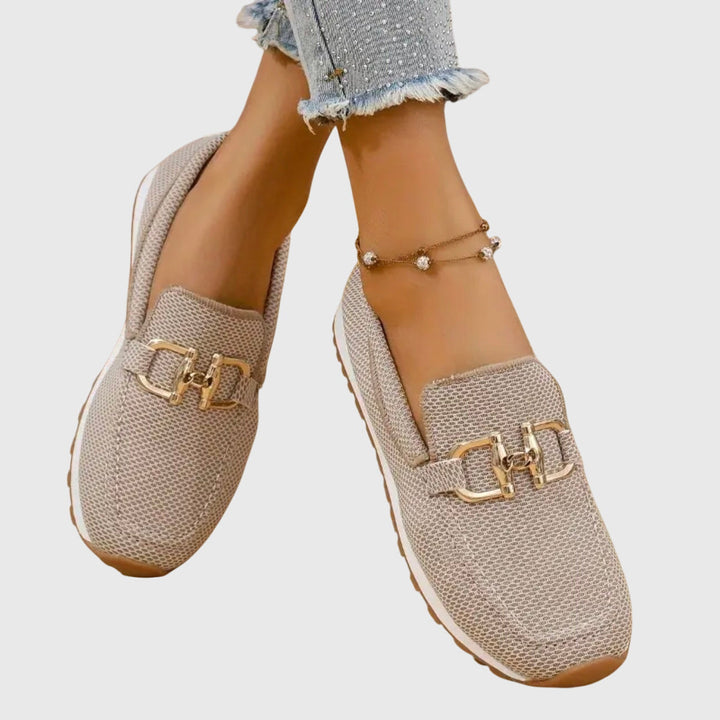 Mocassins femme confortables, idéaux pour la marche, soutien orthopédique et légèreté optimale.