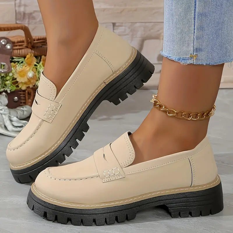 Mocassins roses orthopédiques pour femmes, alliant confort, élégance et excellent soutien.