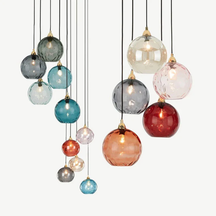 Lustre moderne 3 lampes, lumière douce pour chambre ou salle à manger élégante.