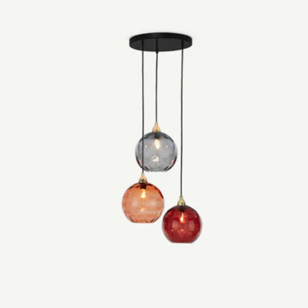 Suspension LED moderne 3 lampes, ambiance relaxante et design épuré.