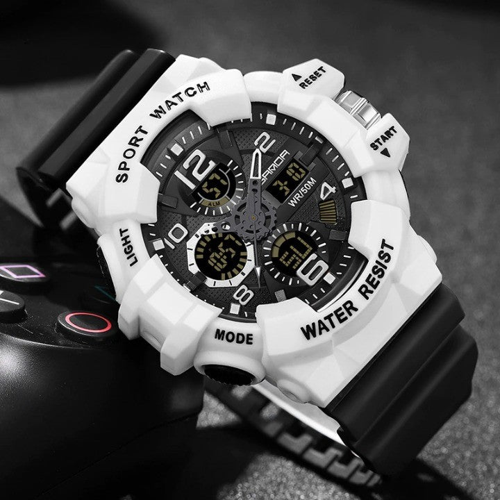 Montre homme numérique militaire robuste, étanche 50m, parfaite pour sport, plein air et survie.