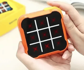 Stimule la logique et la stratégie avec ce jeu Morpion 2.0 électronique interactif, un excellent passe-temps.