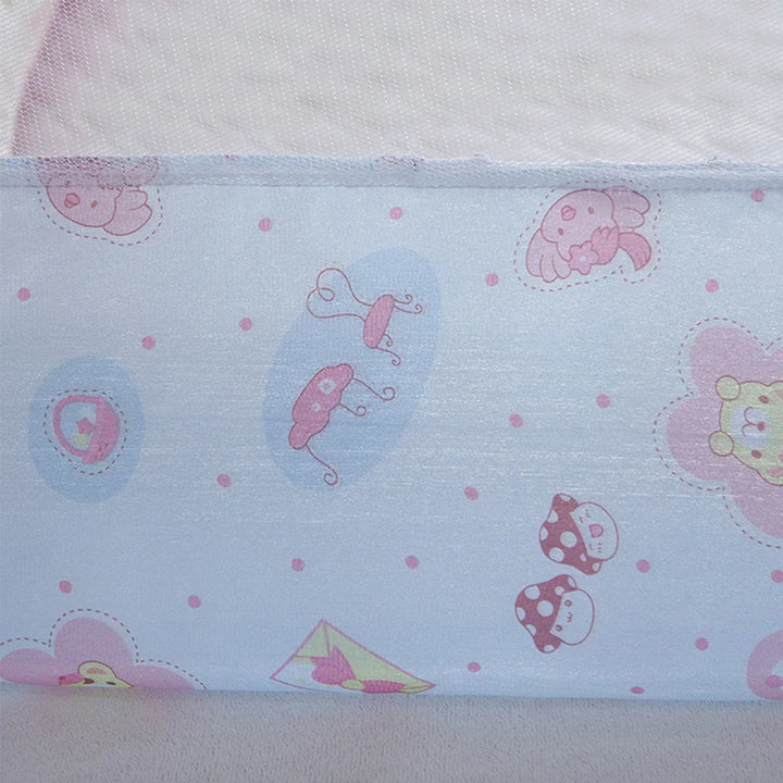 Moustiquaire de voyage pliable rose pour enfant, protection respirante contre les insectes, essentielle pour le sommeil.