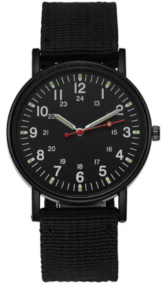 Montre infirmière professionnelle étanche, design sobre et précis, accessoire fiable pour femmes soignantes.