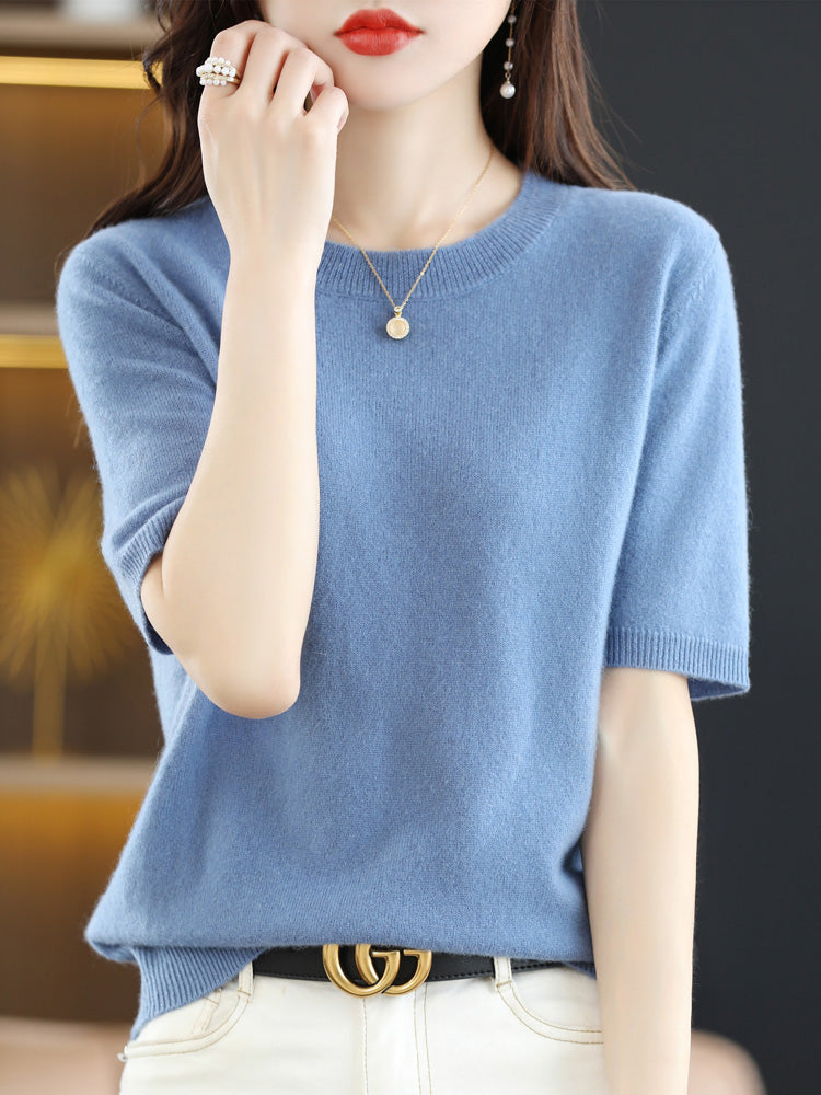 Pull femme élégant, tricot chaud, parfait pour le confort et le style d'hiver sophistiqué.