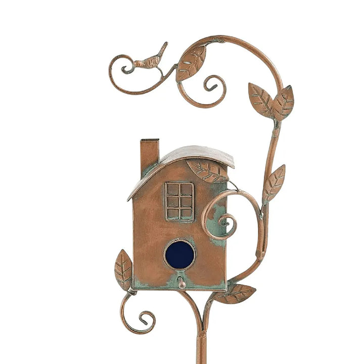 Cadeau jardinier idéal : nichoir décoratif en métal sur piquet pour jardin et terrasse. Accueille les oiseaux.