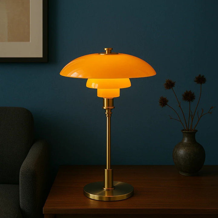Lampe de table minimaliste, abat-jour en verre, base en fer, LED intégrée, design nordique chic.