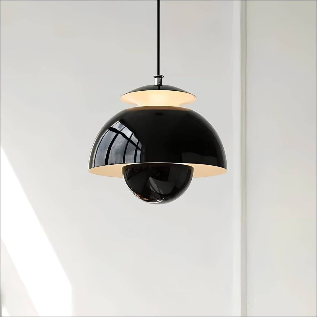Luminaire plafonnier LED sphérique blanc au design minimaliste, parfait pour chambre ou salon.
