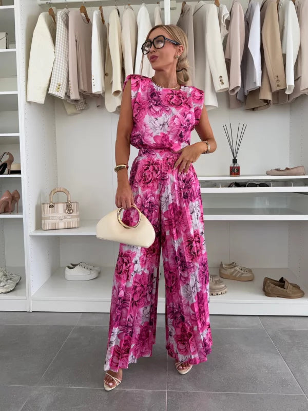 Tenue élégante femme plissée, ensemble deux pièces confortable avec pantalon large. Idéal pour l'été.