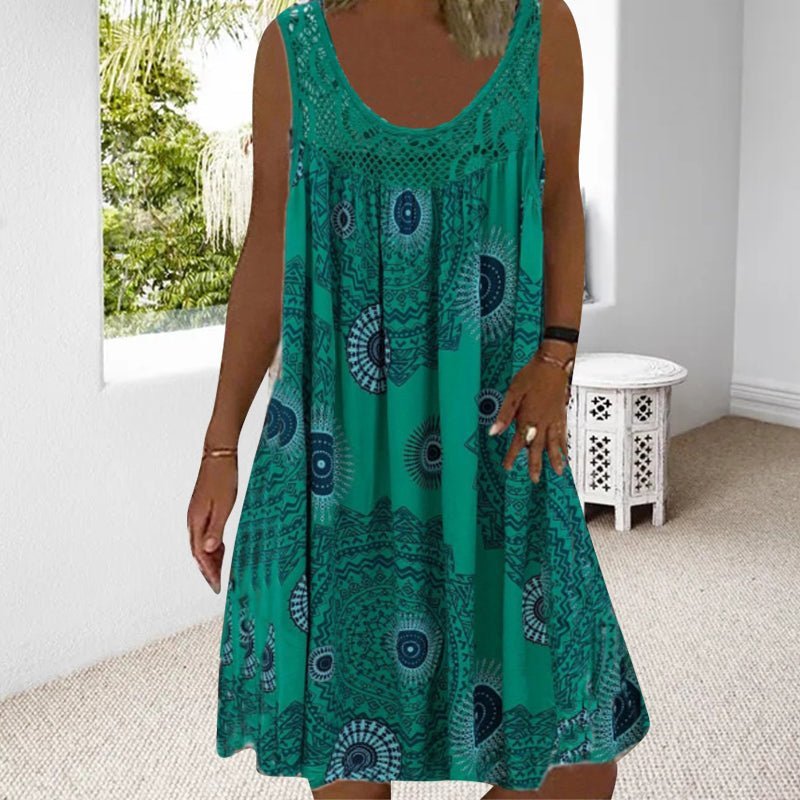 Élégante robe d'été Islanda pour femme, style décontracté chic, offrant confort et légèreté pour l'été.