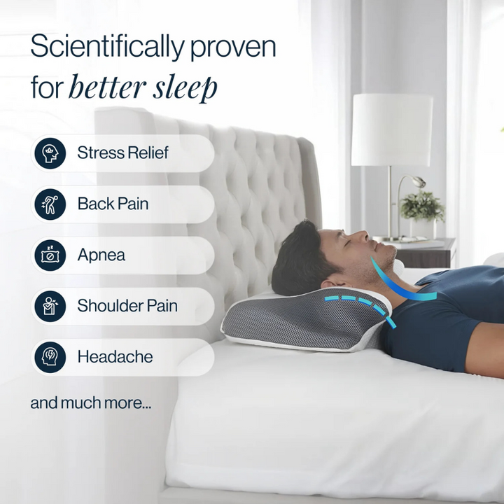 Oreiller cervical mousse à mémoire de forme posé sur un lit, invitant à un sommeil profond et réparateur.