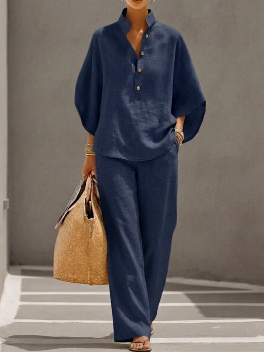Ensemble élégant femme en lin et coton, pantalon large et haut assorti, style fluide et aéré.