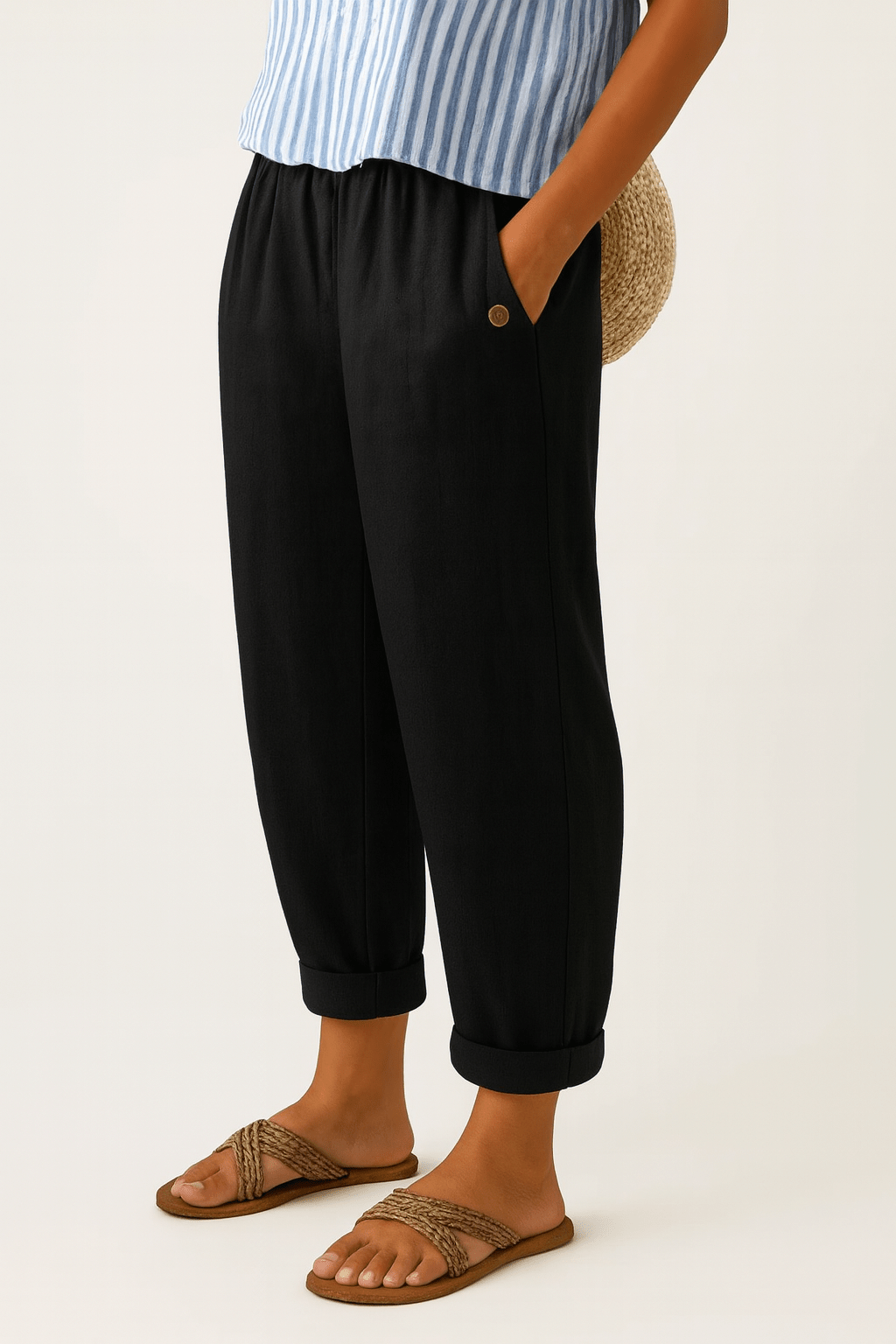 Pantalon femme respirant en lin-coton, coupe jambe large et ample. Taille élastique pour ajustement parfait.