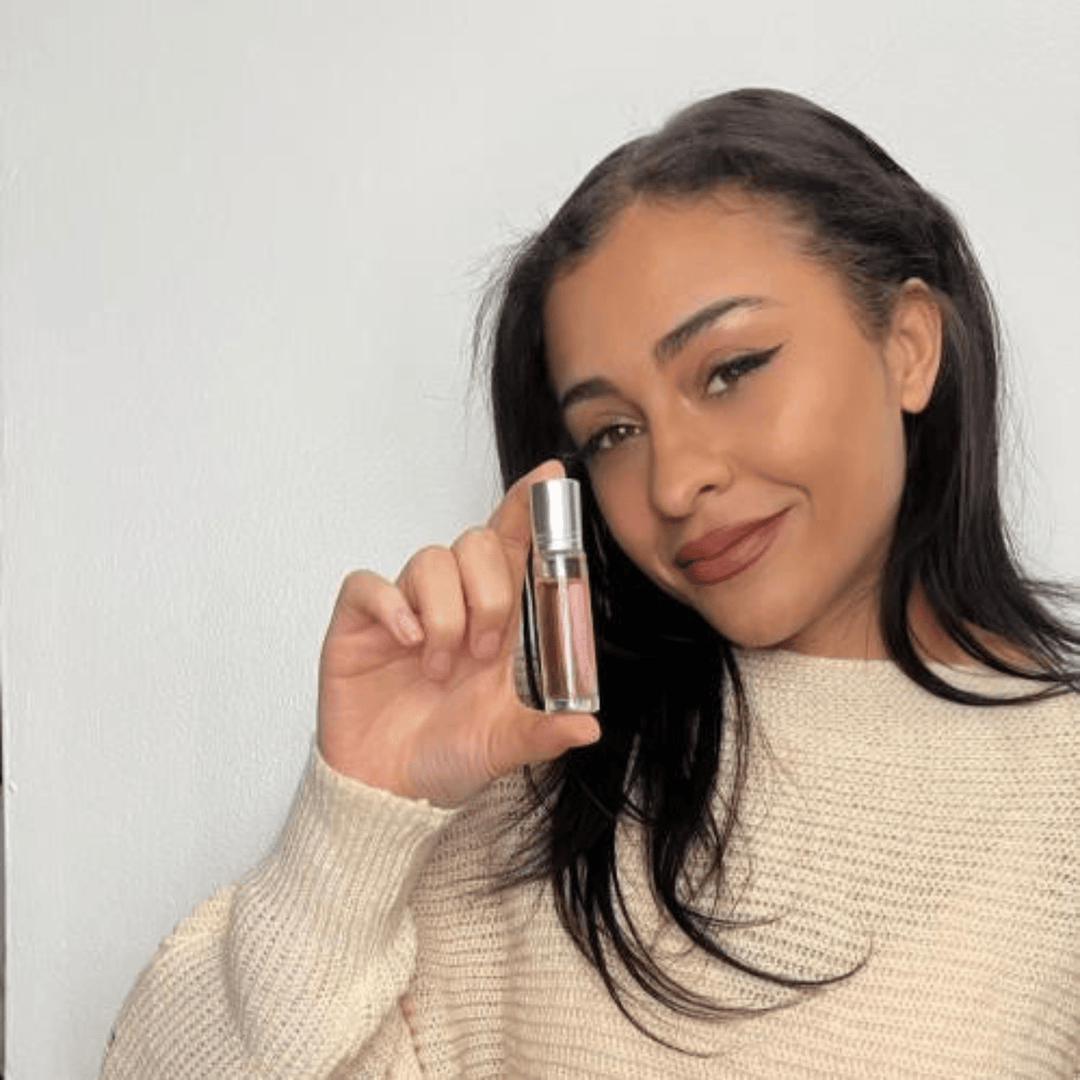 Fragrance unisexe avec phéromones, pour un attrait naturel et une séduction subtile, effet longue durée.